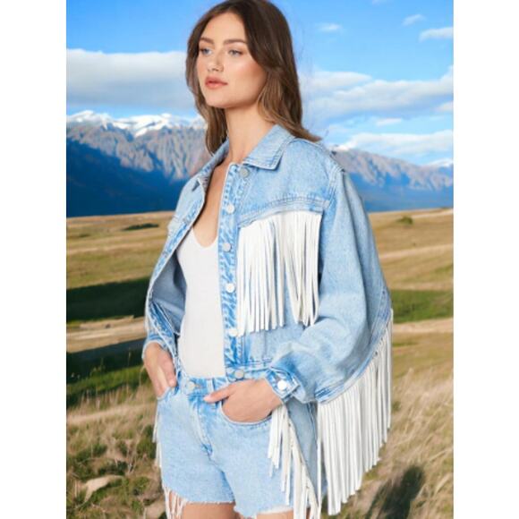 Vigoss Denim Jean Jacket Light Wash with White Fringe Size Medium - Picture 1 of 8